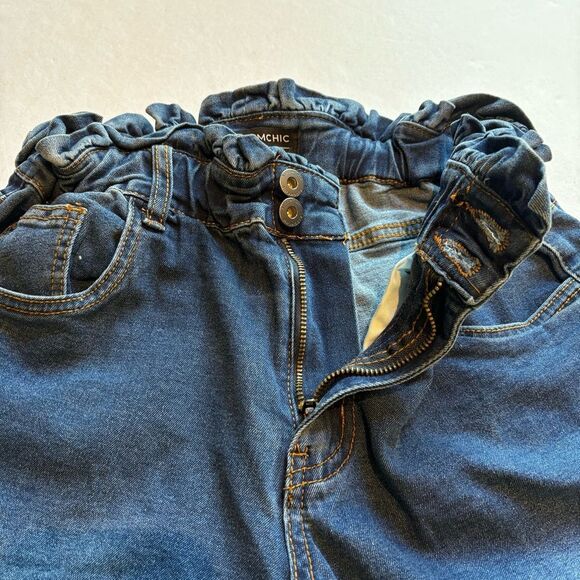 BloomChic Women's Denim Blue Shorts High Rise size 10 Cuffed - Picture 6 of 6